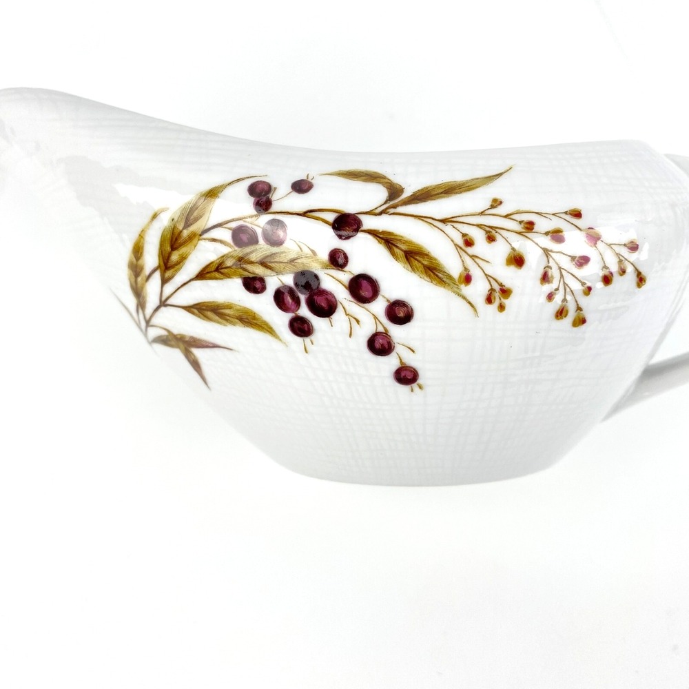 Vintage Japanese Fuji Porcelain Creamer / Gravy Bowl Mountain Berry Fine Beauty! - Picture 4 of 6